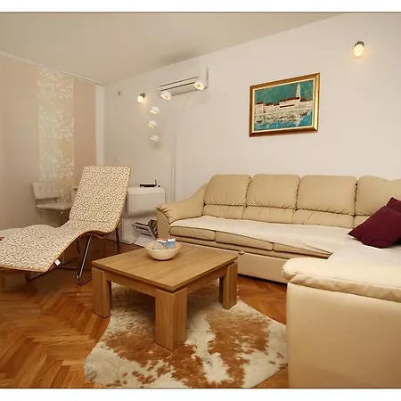 Apartment Ondina *