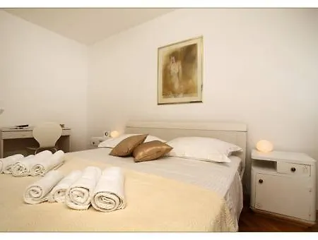 Apartment Ondina