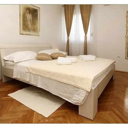 Ondina * Split